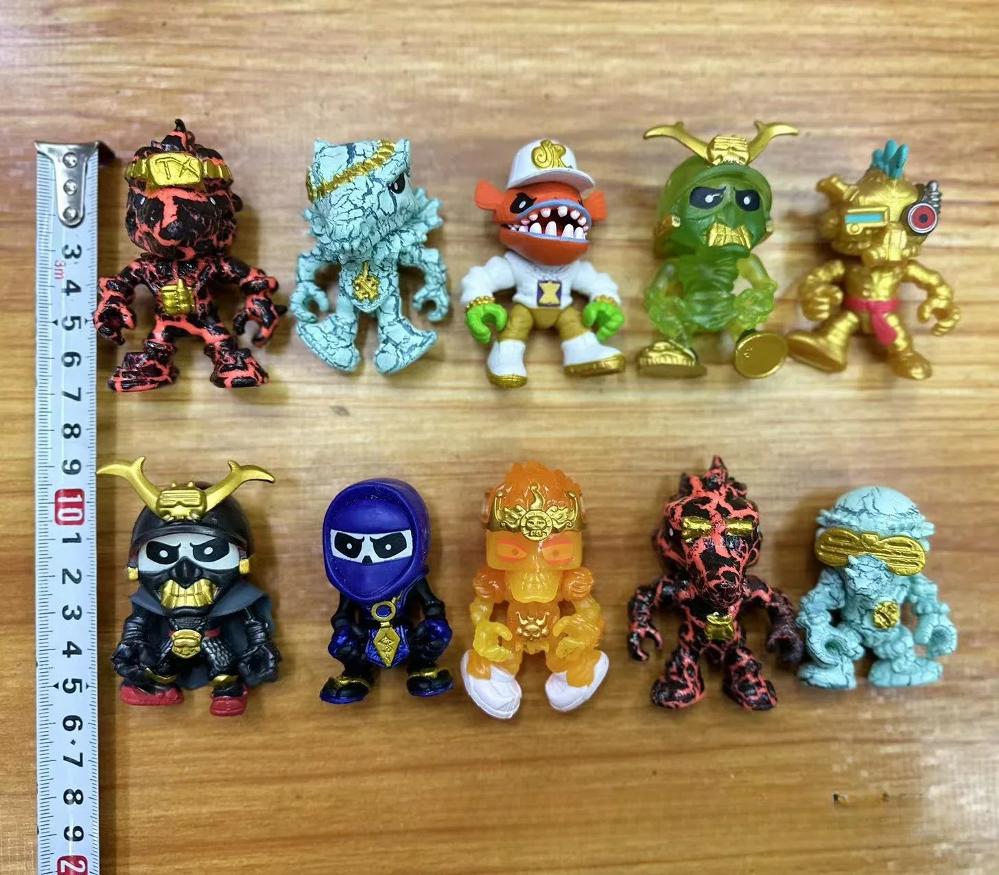 5 шт. фигурки Treasure X Alien Monster Gold Ultimate Skeleton