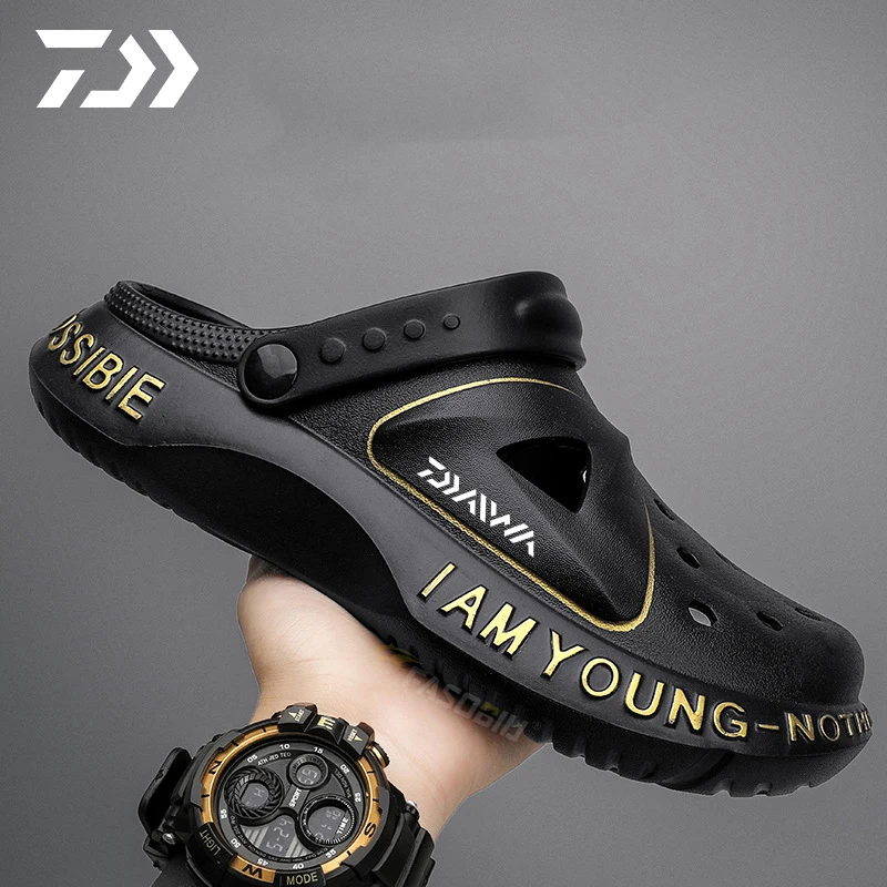 

Daiwa 2023 New Fishing Sandals Men Summer Outdoor Sport Beach Hole Shoes Men's Anti-skid Wear-resistant Fishing Shoes