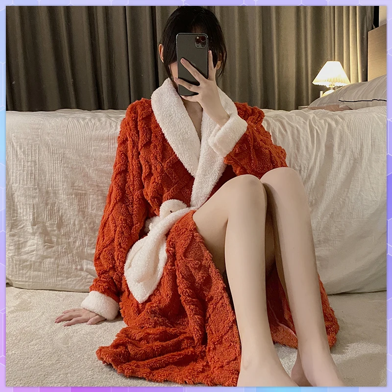 Женская зимняя пижама из кораллового флиса Sweet Plus ночная рубашка теплый халат