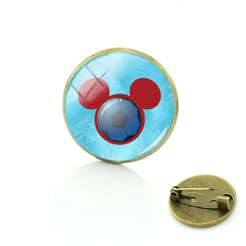 

Disney Personality Mickey Mouse Avatar Art Picture Pin Retro Brooch Ladies Glass Cabochon Dome Clothes Badge Jewelry For Friends