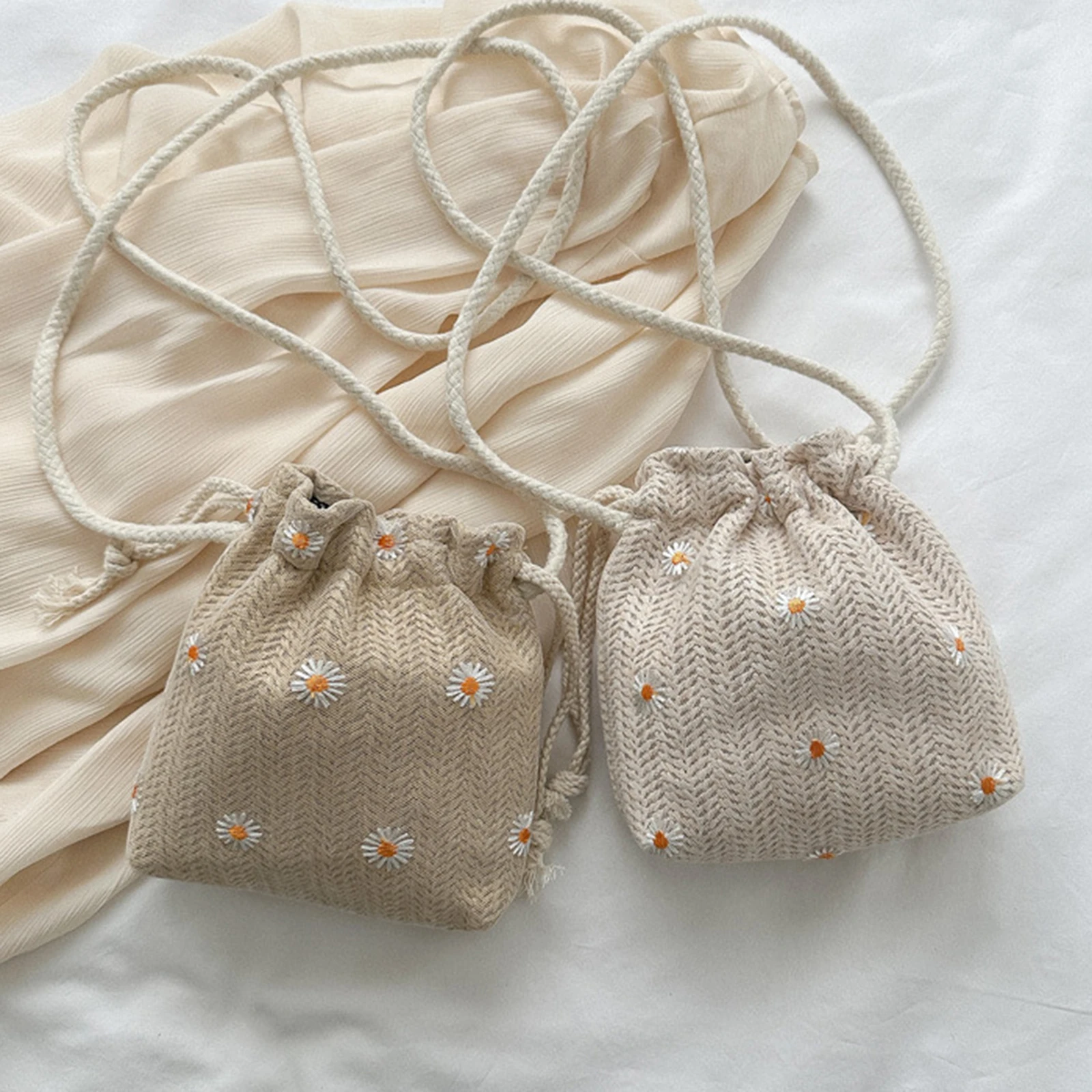 

Женская Соломенная плетеная Сумка через плечо, вместительная Повседневная сумочка кросс-боди с цветочным узором на шнурке