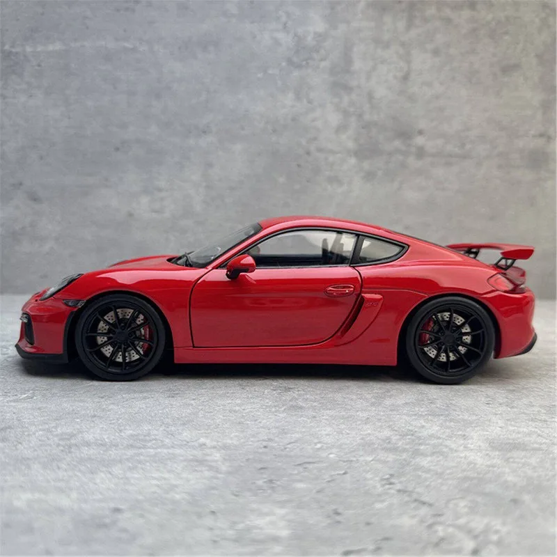 Фото Металлическая модель автомобиля Schuco Porsche 911 Targa 4 Cayman GT4 в масштабе 1:18 №2