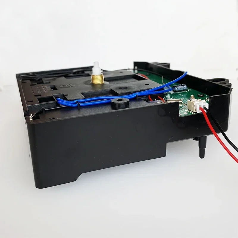 Модель 12888 года бесшумный механизм подметания со стандартным пластиковым