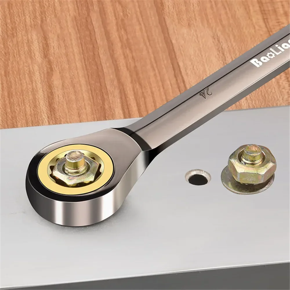 Гаечный ключ с храповым механизмом для ремонта автомобиля быстрое и экономичное