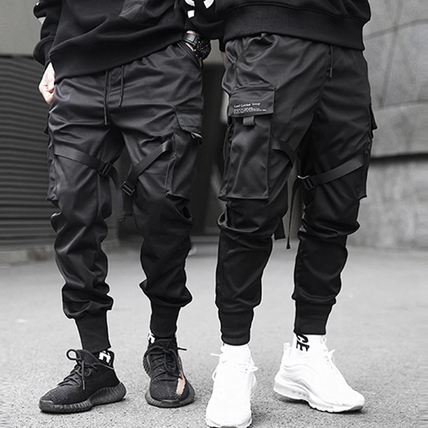 

LACIBLE Hip Hop Cargo Pants Ribbons Men Black Streetwear Harajuku Techwear Tactical Pants Trousers Harem Joggers Sweatpants Punk