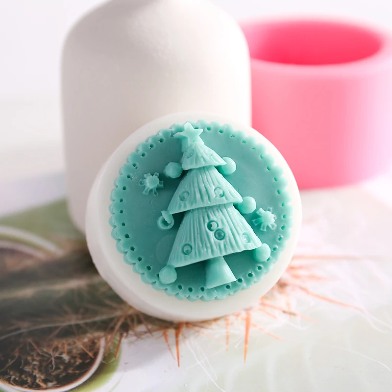

MYUE Diy Handmade 3D Christmas Tree Soap Silicone Mold Homemade Bath Face Soap Cake Baking Aromatherapy Gypsum Candle Mold 160g