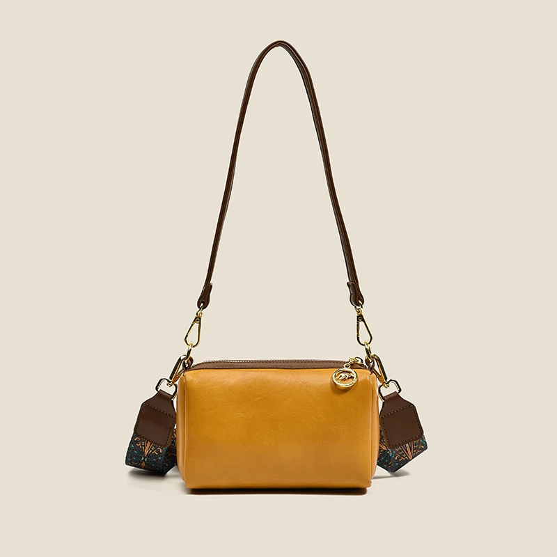 

Fashion Saddle Bag New Small Shoulder Bags For Women 2022 High Quality Solid Leather Crossbody Female Luxury Messenger Design
