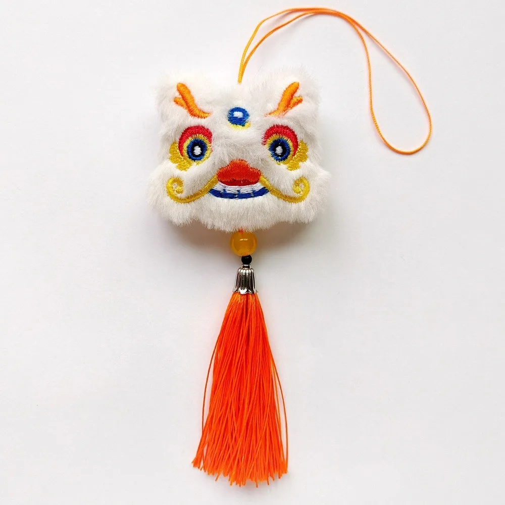 

Китайский Новый Год плюшевый талисман змея