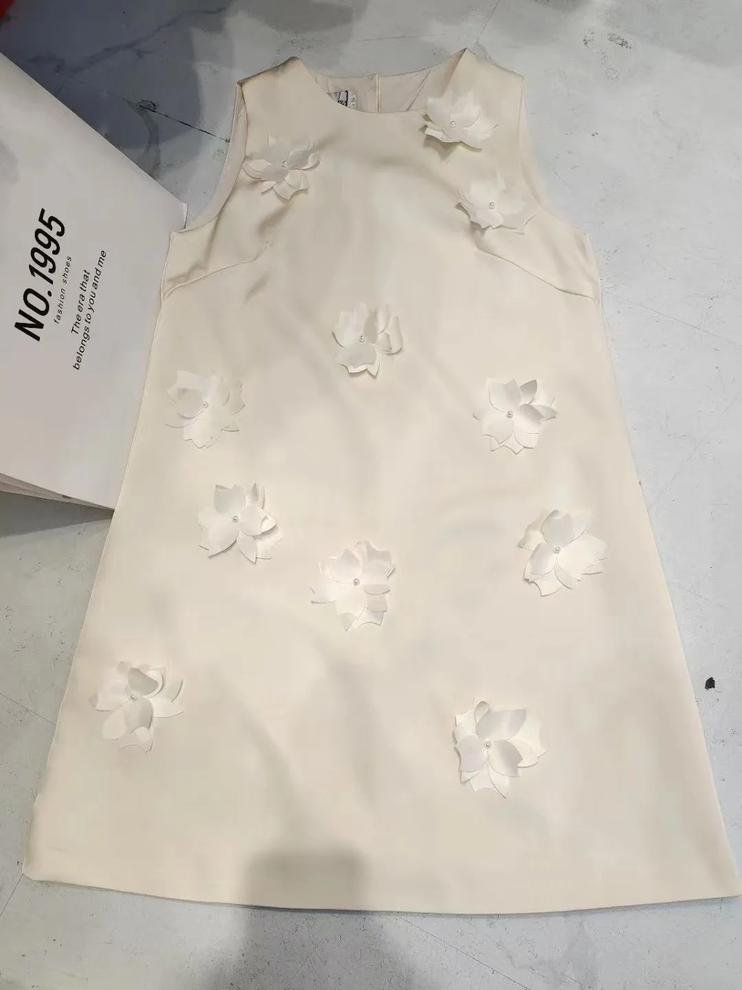 Женское платье без рукавов элегантное свободное во французском стиле с круглым