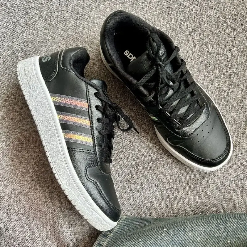 Кроссовки женские износостойкие из дышащего материала с низким верхом