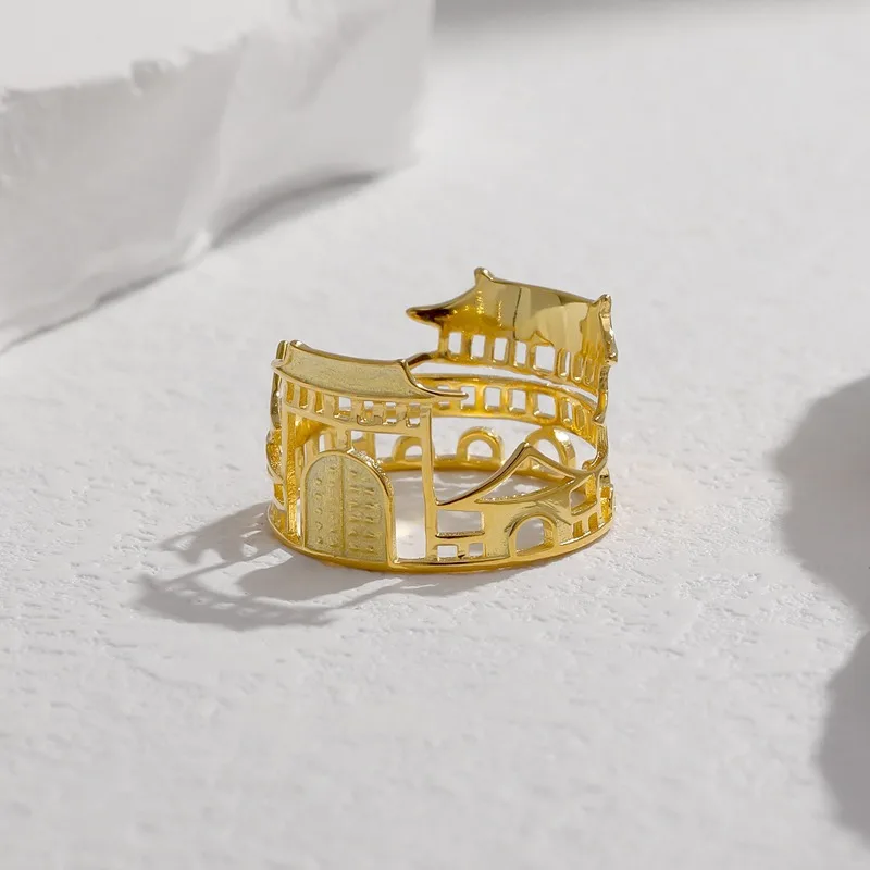 

Женское Винтажное кольцо из серебра 925 пробы