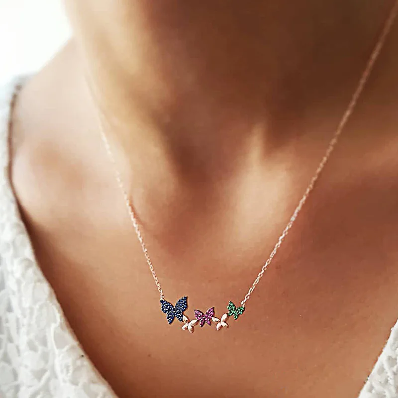 

Colorful Crystal pendant necklace women Delicated Ladies necklace Dress Clothing Costume Classic jewelry accessories