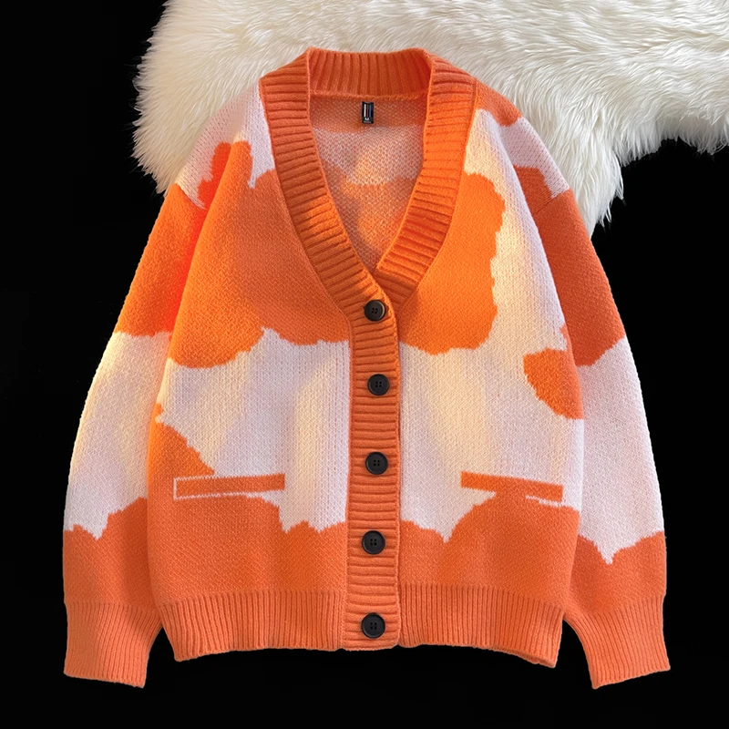 Свитер с длинным рукавом и V-образным вырезом на пуговицах спереди