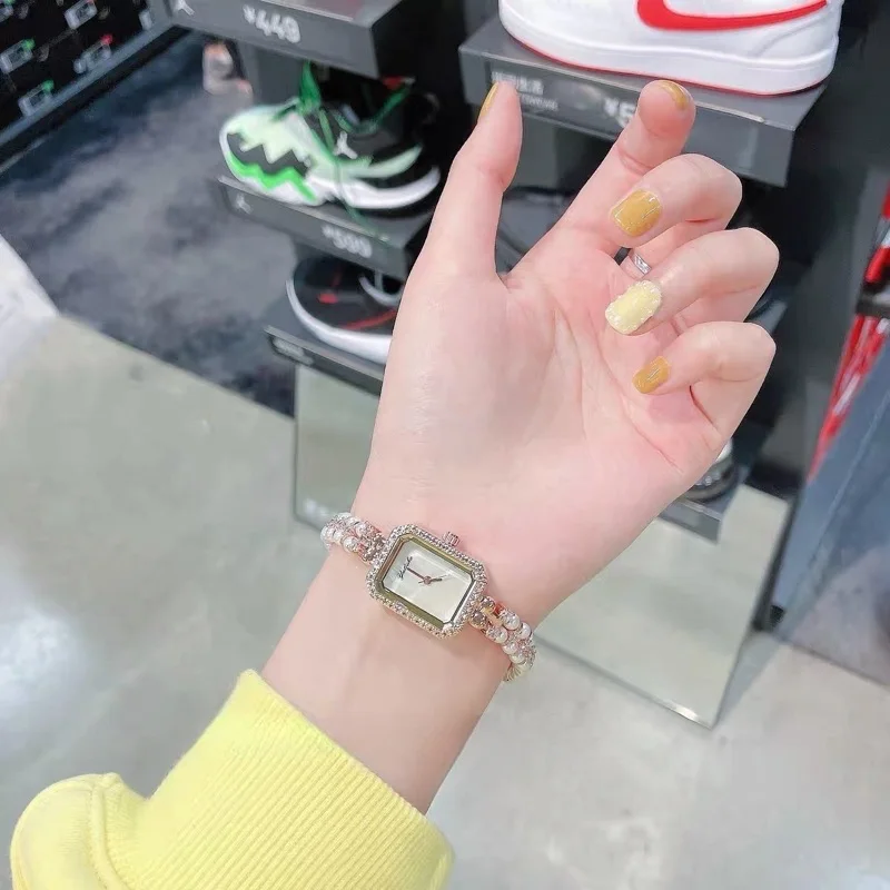 Pearl Bracelet Women's Watch Light Luxury Shi Ying Women's Watch Fashion Elegant Watch White Fritillaria Gift Women Watch