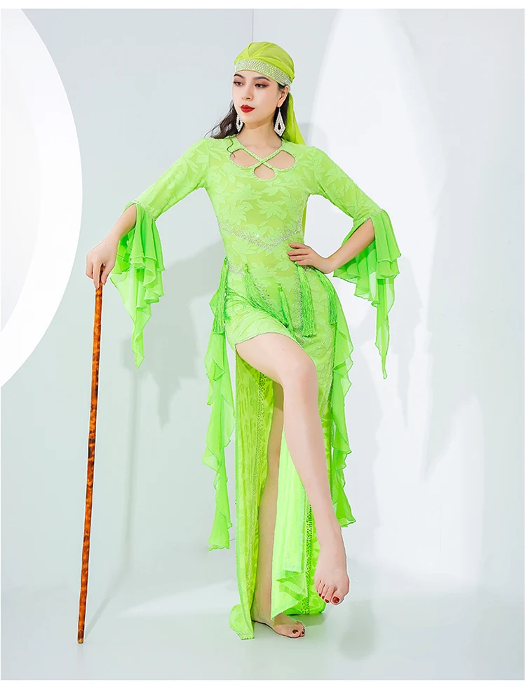 Женский костюм для танца живота танцевальный с бахромой |