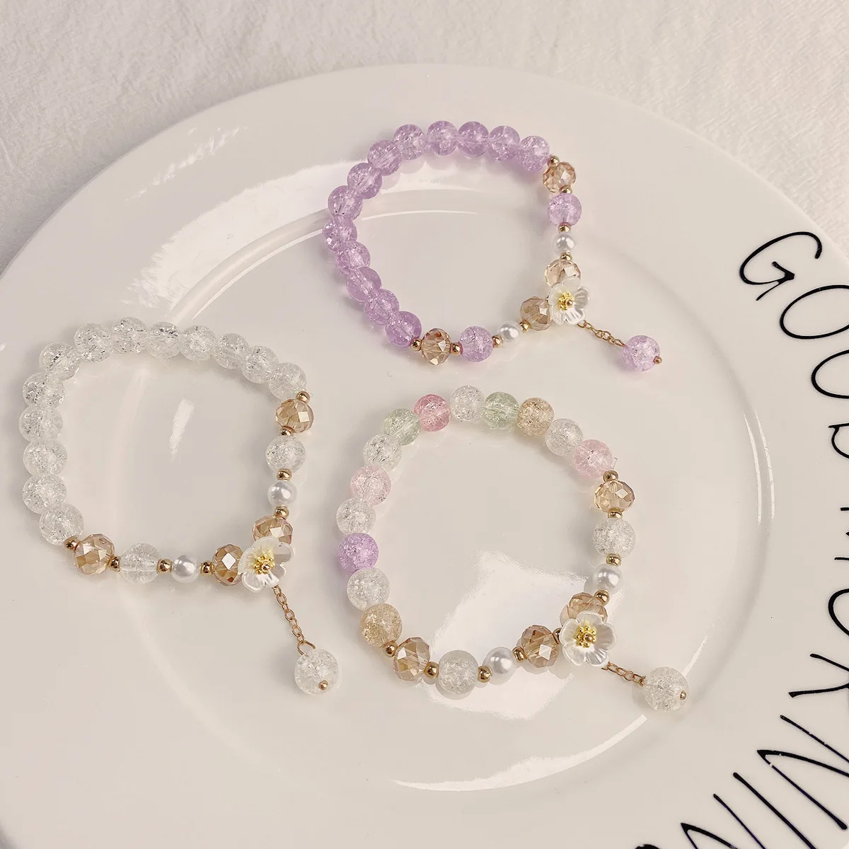 

1pc Colorful Round Bead Bracelet Fashion Sweet Temperament Handwork Bracelet Niche Design For Women