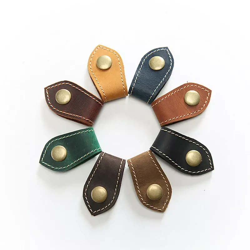 

1PCS Portable USB Cable Cord Leather Winder Headphone Case Korean Headset Earphone Wire Desk Manager organizer