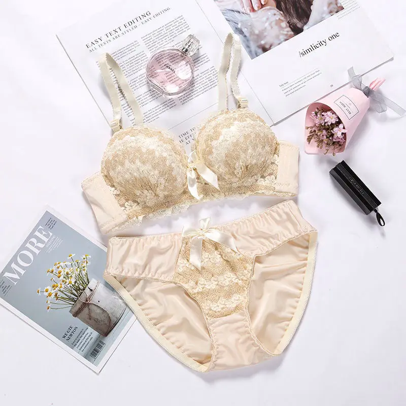 

Brand New Sexy Bra Briefs Women Push Up Lace Underwear Set Intimate Plus Size Hollow out Bra Panties No Steel Ring Black Tops