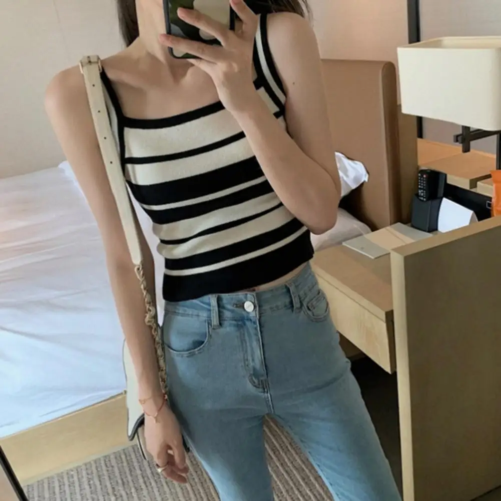 

Жилет вязаный женский, с квадратным вырезом, тонкий