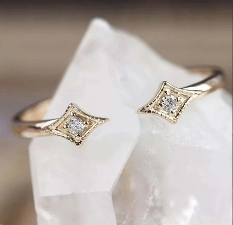 Women's Simple Rhombus White CZ Zircon Single Ring