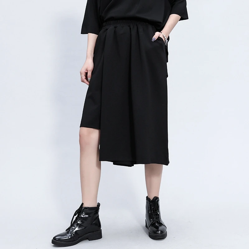 

Spring 2022 new Yamamoto style under loose asymmetrical youth solid color culottes hairdresser large size hipster pants men