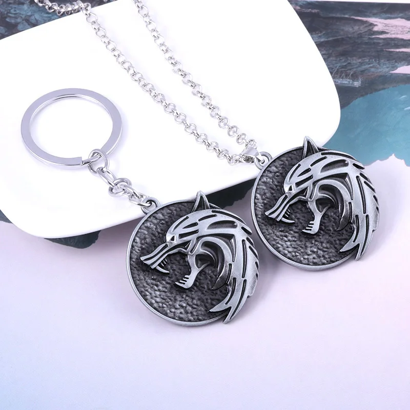 

Wolf Head Keychain Game Geralt Of Rivia Medallion Wolf Pendant Key Chain Keyring For Men Punk Retro Car Key Charm Jewelry