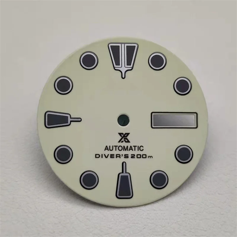 

Suitable for NH35 Light Yellow Full Dial Mechanical Table Refitting Deep Diving Surface C3 Strong Green Luminous Dial