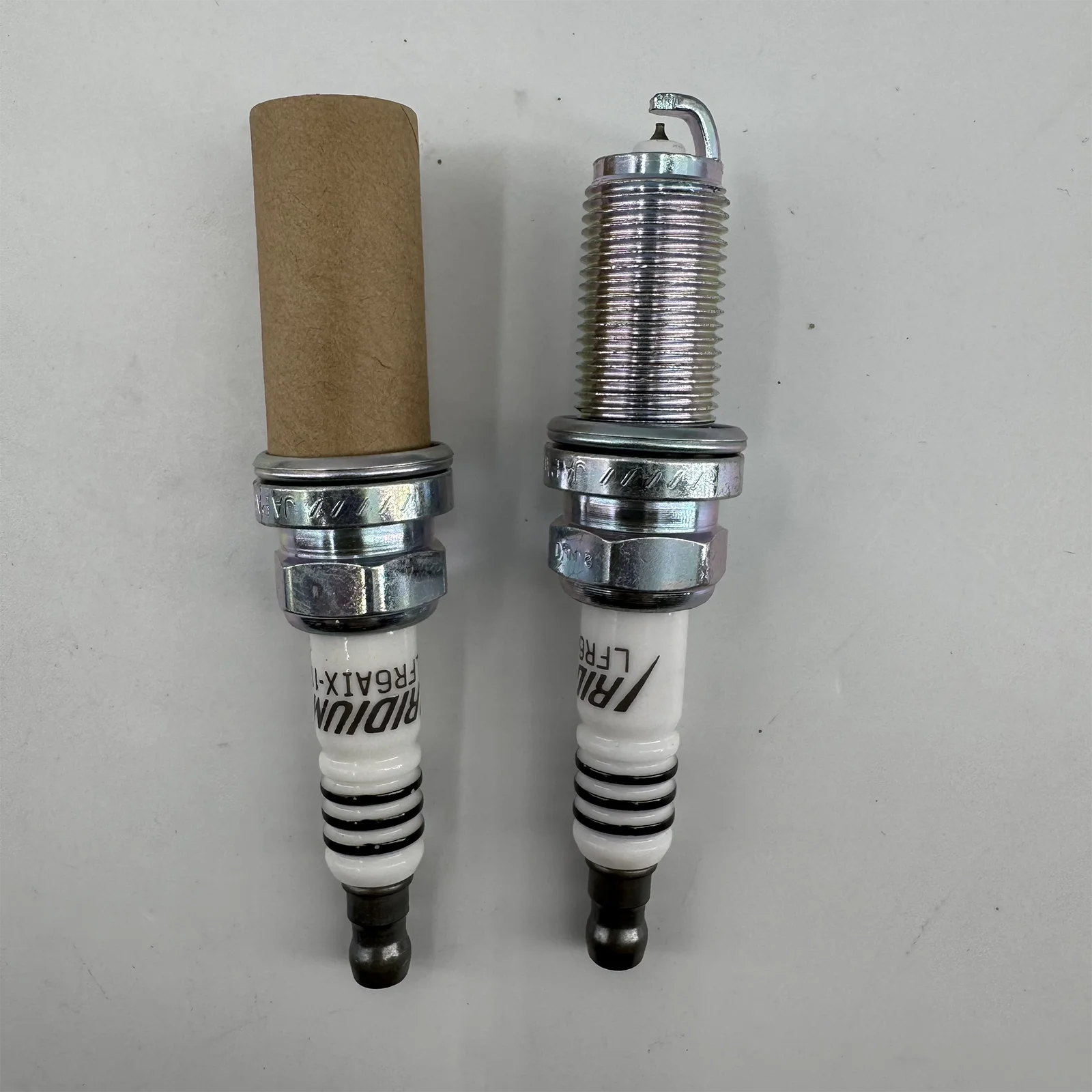 4 шт. 90919-01233 LFR6AIX-11 иридиевая свеча зажигания для Toyota FJ CRUISER HIACE RUNNER Lexus IS LS RX GX GS Land Rover