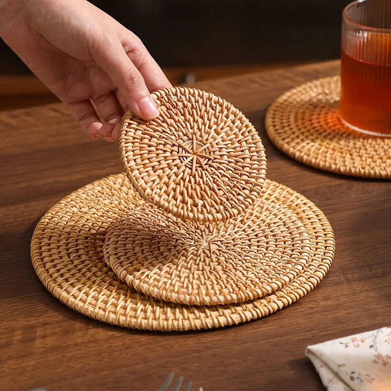 

Круглые подставки из ротанга Szkoy