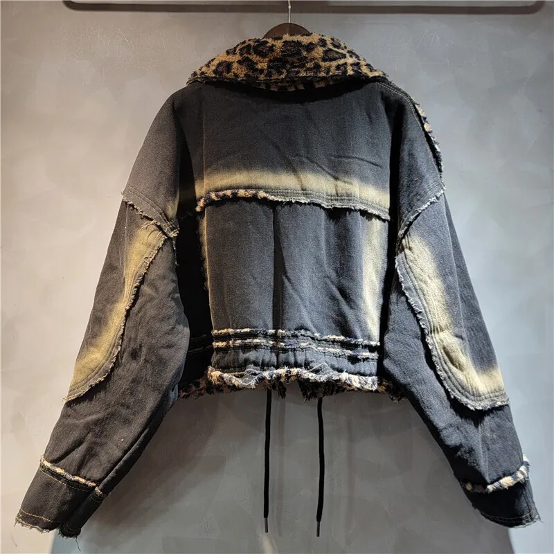 DEAT женское джинсовое пальто из плотного плюша с двусторонним леопардовым узором