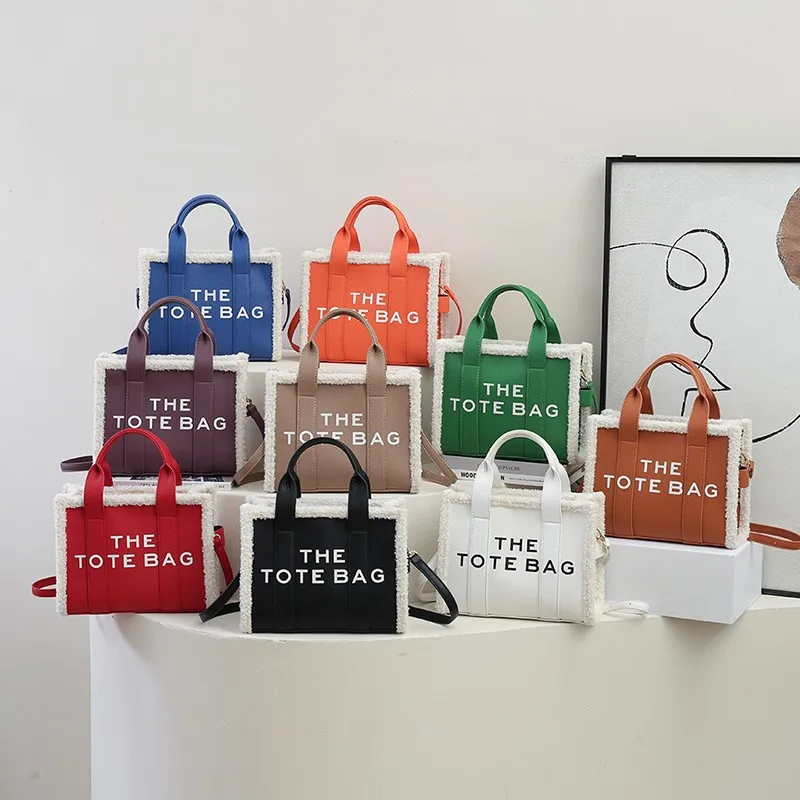 

Totebag women's Crossbody bags 2022 single shoulder large capacity winter open women's plush side hand messenger bag