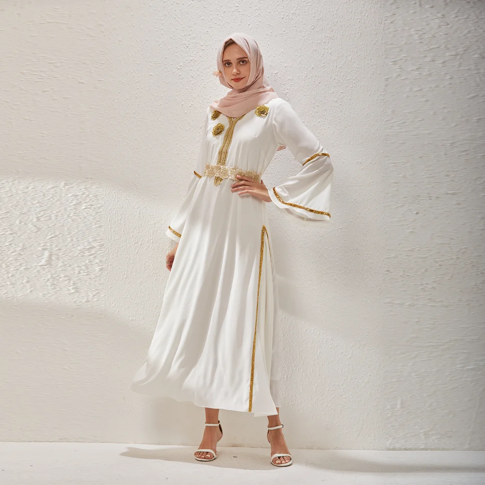 Middle Eastern White Embroidery Sequins Fashion Muslim Dress Southeast Asian Vestidos Arabes Dubai Y Turcos Robe Elegante Femme