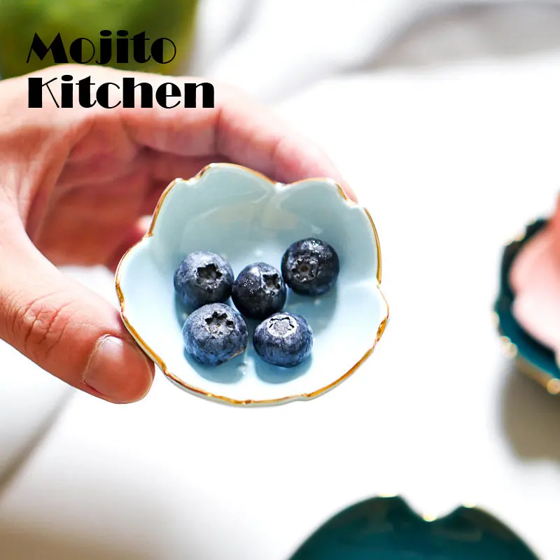 

Creative Japanese Sakura Ceramic Dish Cherry Blossom Kawaii Plate Sauce Dish Flower Bowl for Kitchen Sauce Vinegar Dishes