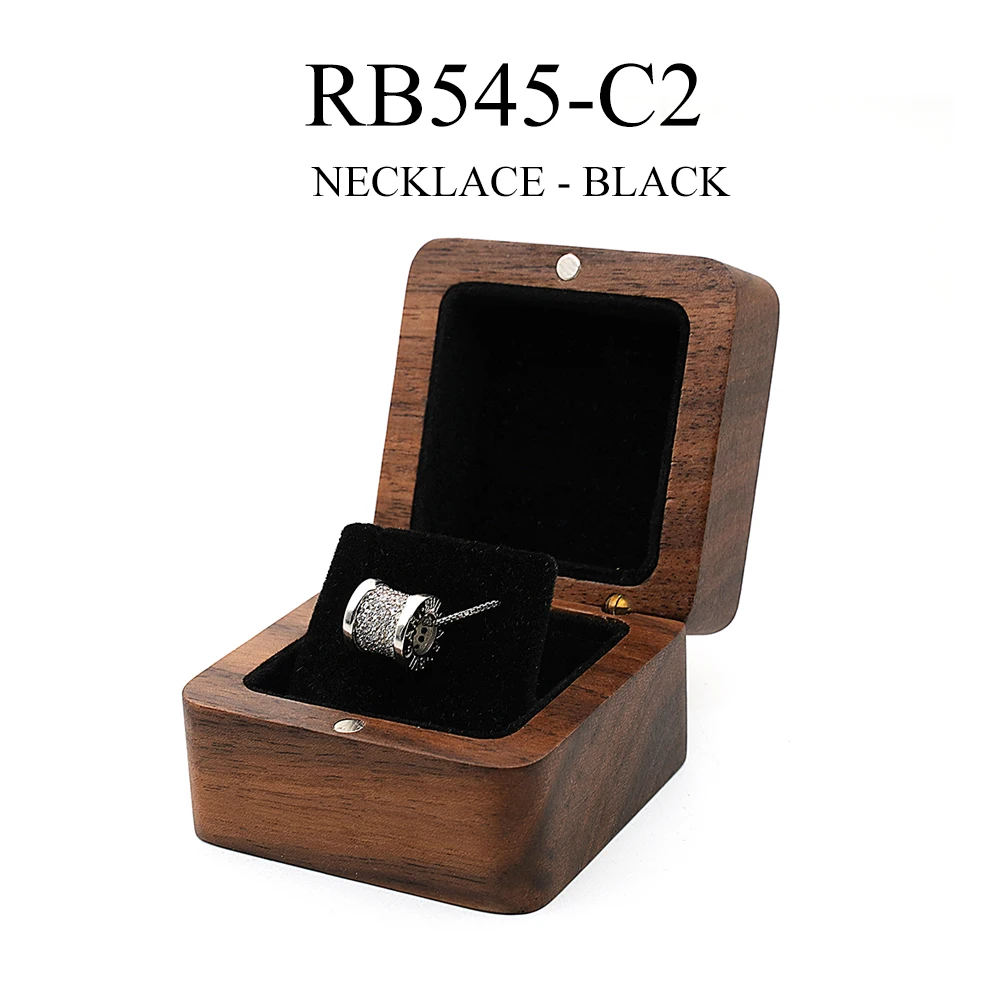 

Деревянная шкатулка для украшений