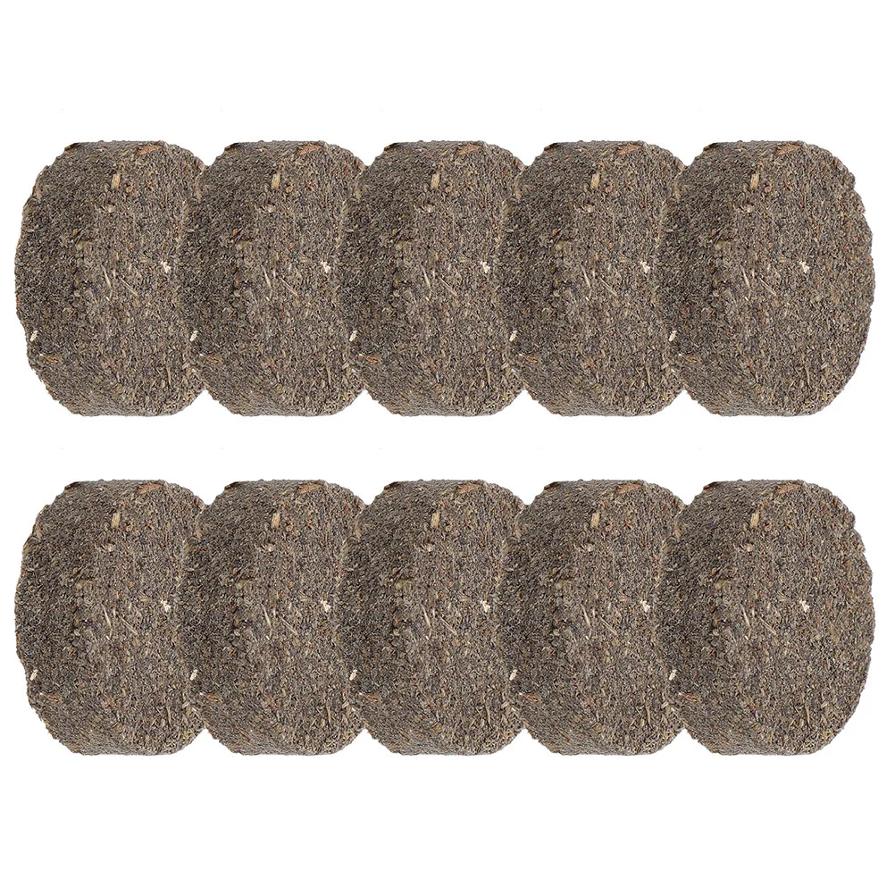 Угольные деревянные блоки для наружного камина подходящие сушеных помещений