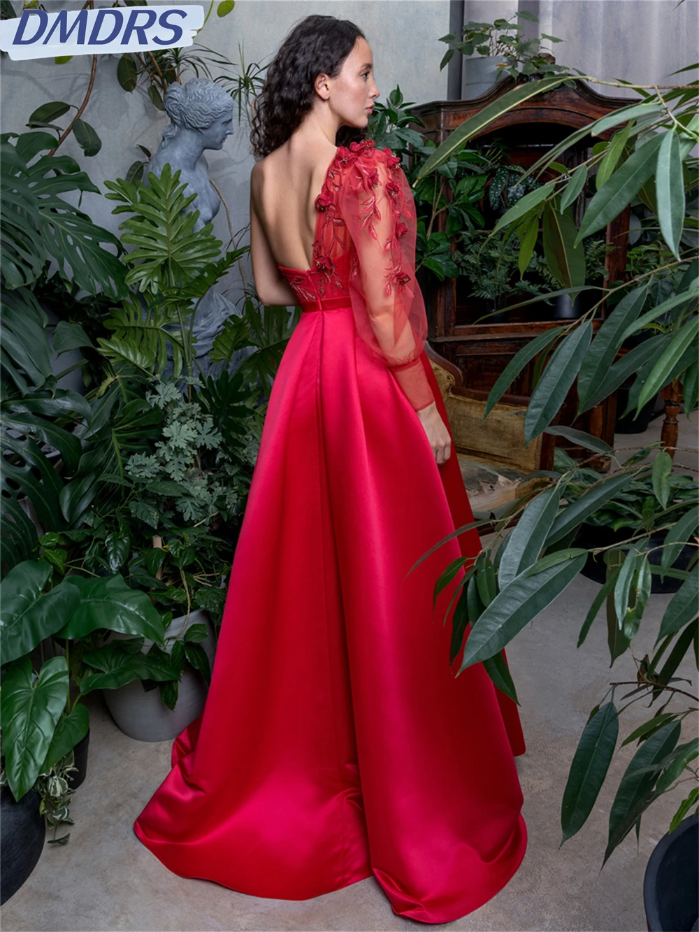 Рисунок 2 - Женское атласное вечернее платье It's yiiya