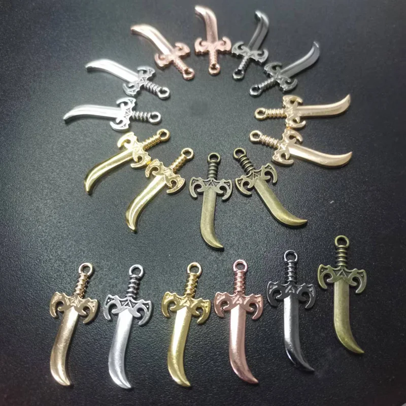 Новейший 12 шт./лот 31x13 мм Античное посеребренное оружие кинжал сплав очарование для изготовления ювелирных изделий