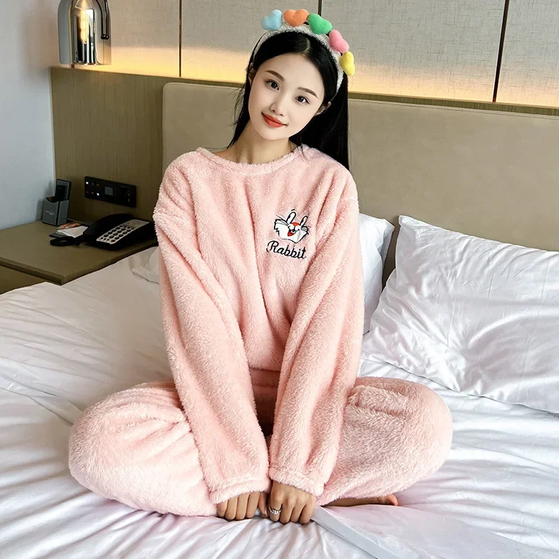 

New Sleepwear Women Autumn Winter Sleepwear Warm Thicken Pajamas Set Flannel Long Sleeve Nightwear Trouser Coral Fleece Homewear