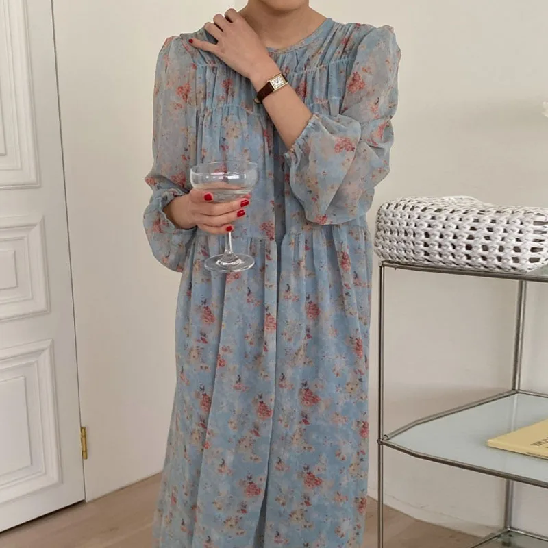 

Early spring dress gentle round neck wrinkled loose slightly transparent puff sleeves full screen floral dress long skirt women