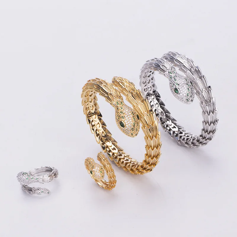 

Designer Collection Ring Bracelet Paved Czech Zircon Plated Gold Elastic Green Eyes Scaly Snakelike Snake Serpent Jewelry Sets
