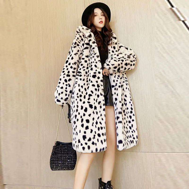 Winter New Fashion Casual Loose Jacket Imitation Fur Leopard Coat Women Korean Fashion Hooded Warm Parka Coat Women Trendy