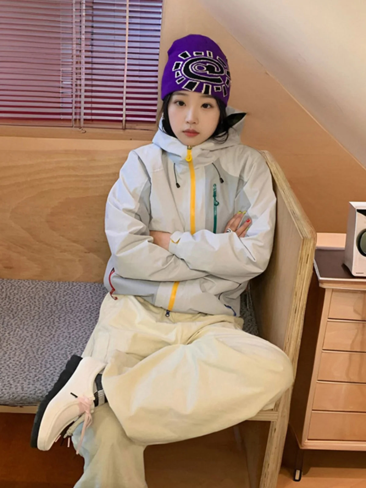 Kskm Серая куртка женская новинка 2024 маленький модный ветрозащитный