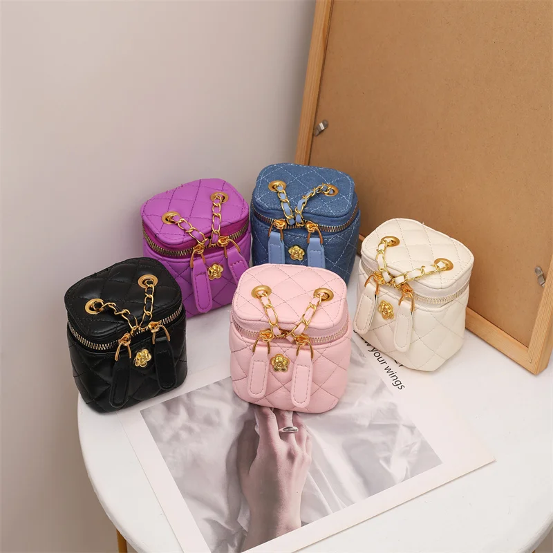 Новая Маленькая женская сумка на цепочке Mini Lingge модная через плечо одно