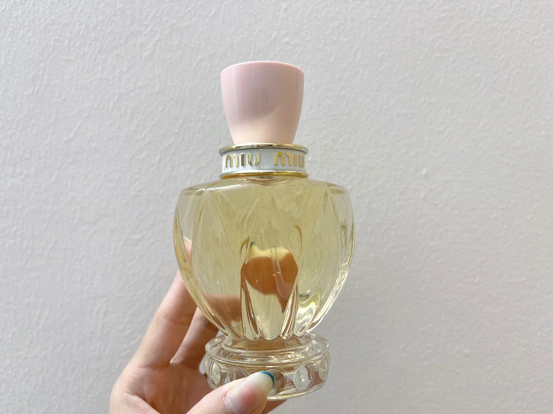 

2023 Six generation perfume wandering dreamland 100ml