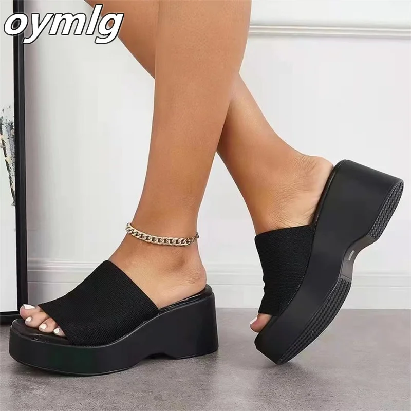 

2023 New Thick Sole Women's Slippers Lazy Wearing Striped Fabric Fashion Slippers