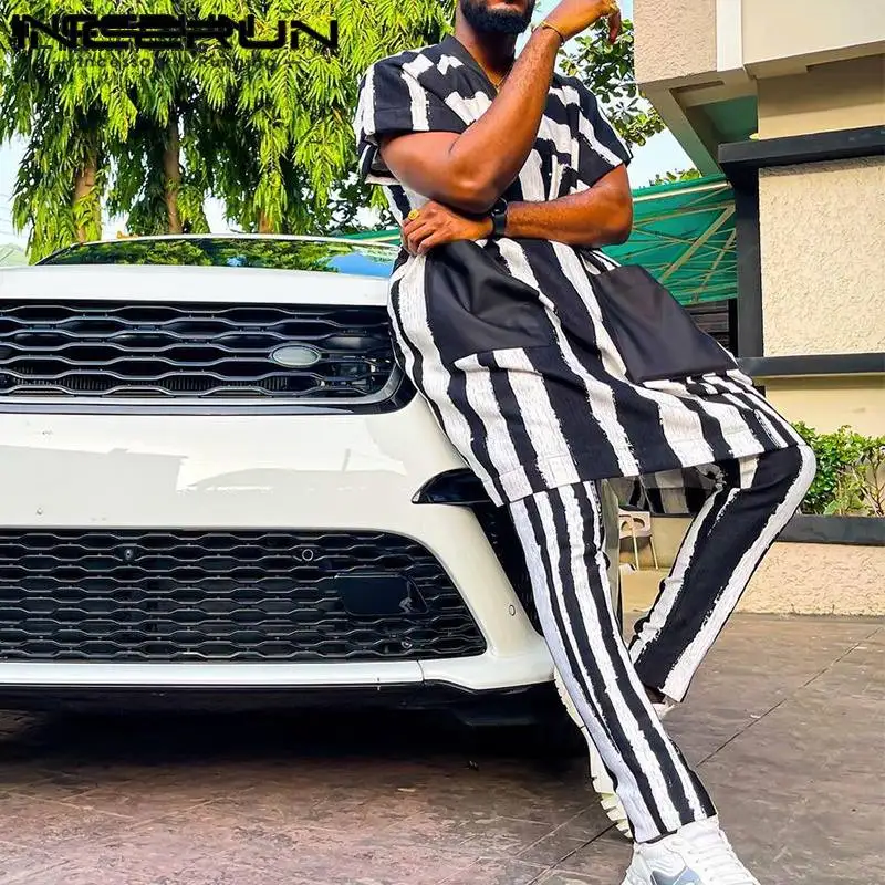 

Комплект из футболки и брюк INCERUN мужской, с принтом, V-образным вырезом и короткими рукавами, комплект из двух предметов, уличная одежда 2023, св...