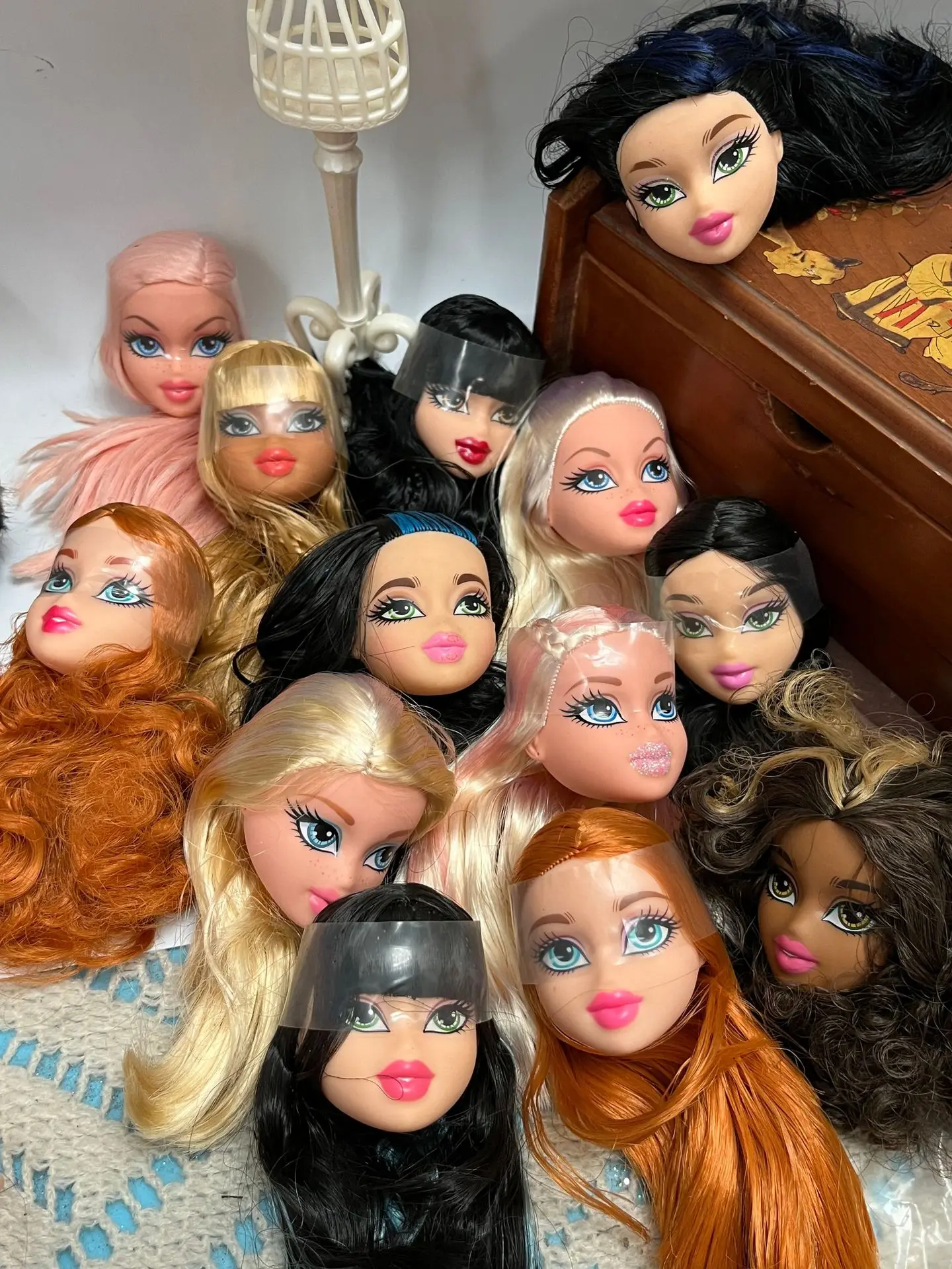 

Beautiful Bratzdoll Makeup Doll Girls Love Cute Dolls head plastic head