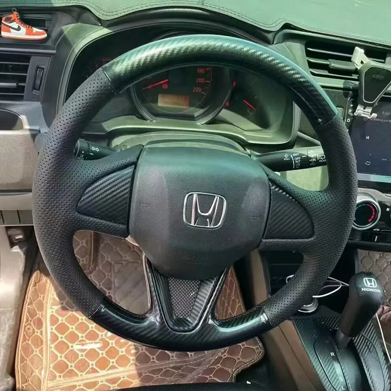 Фото Чехол на руль из черной кожи ручной работы, нескользящий, для Honda Fit City Jazz 2014-2015, HRV HR-V 2016 №3