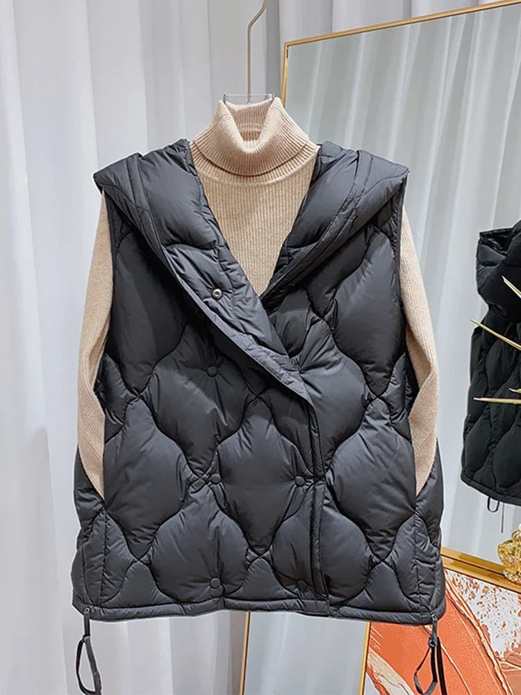 

Versatile 2023 New Winter Loose Short Puffer Feather Vest Women Hooded Single Breasted 90% White Duck Down Lightweight Waistcoat