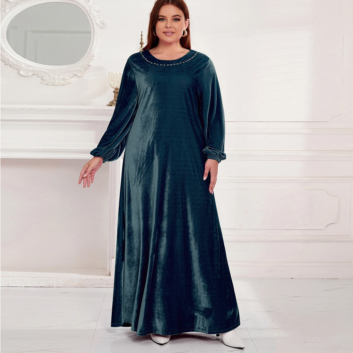 Женское бархатное платье-макси с длинным рукавом и круглым вырезом